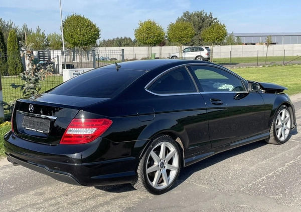 Mercedes-Benz Klasa C cena 29900 przebieg: 140000, rok produkcji 2012 z Sędziszów małe 67